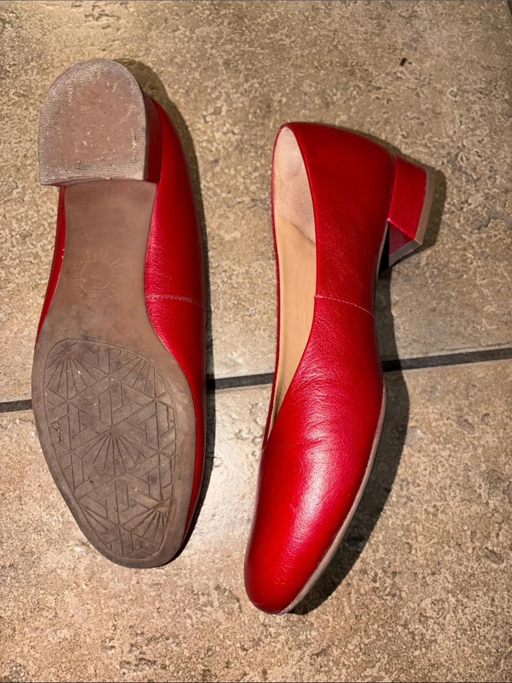 Briosso Red Leather Women's Ballet Flats